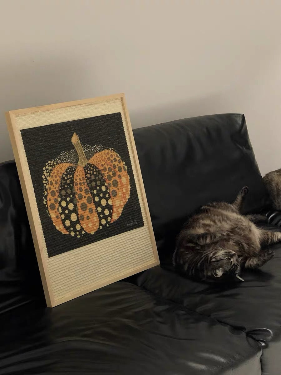 Collaboration Series: Black-Based Pumpkin Art Frame Sisal Cat Scratcher 01