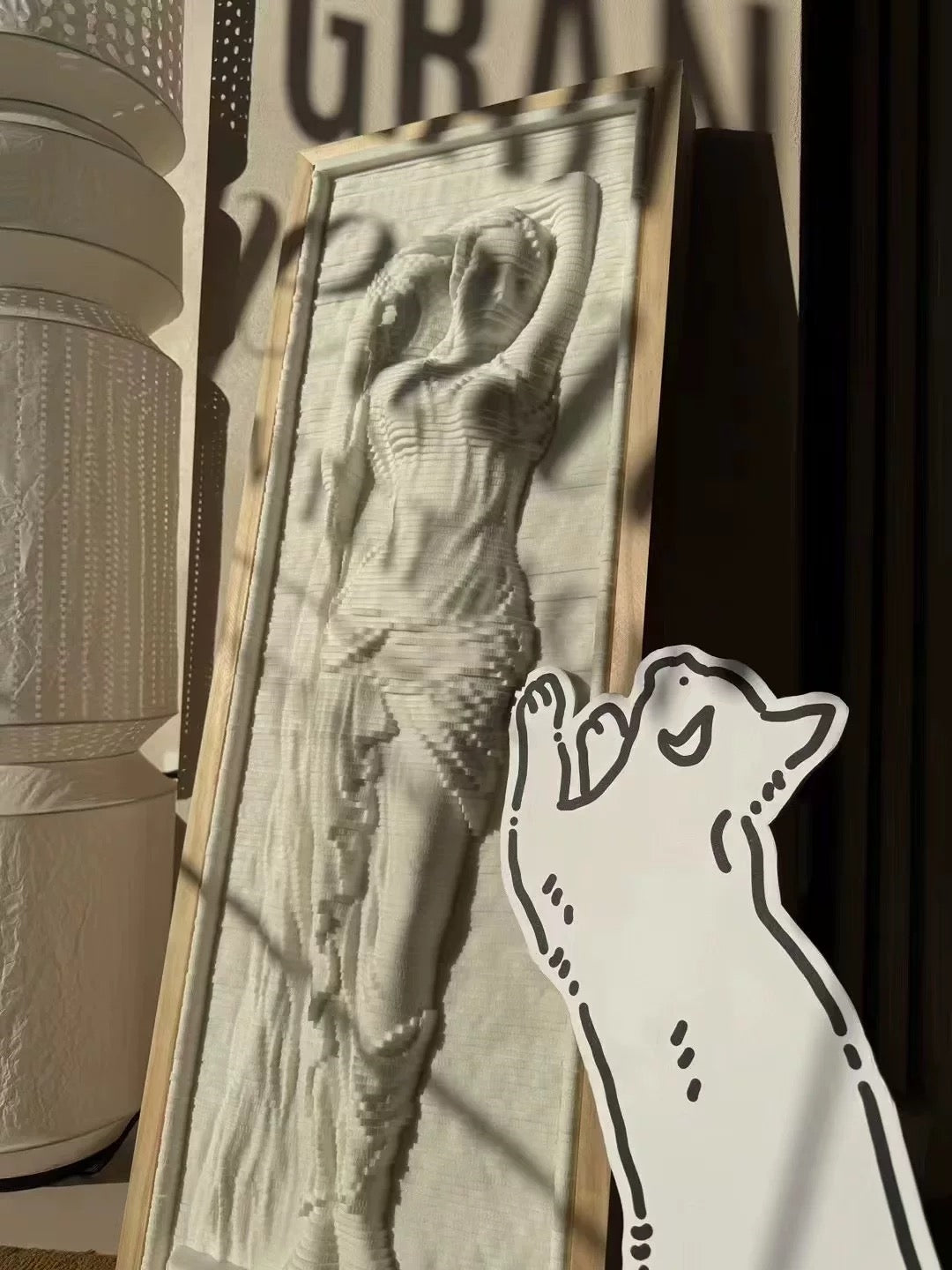 White Venus Relief Classical Sculpture Cat Scratcher