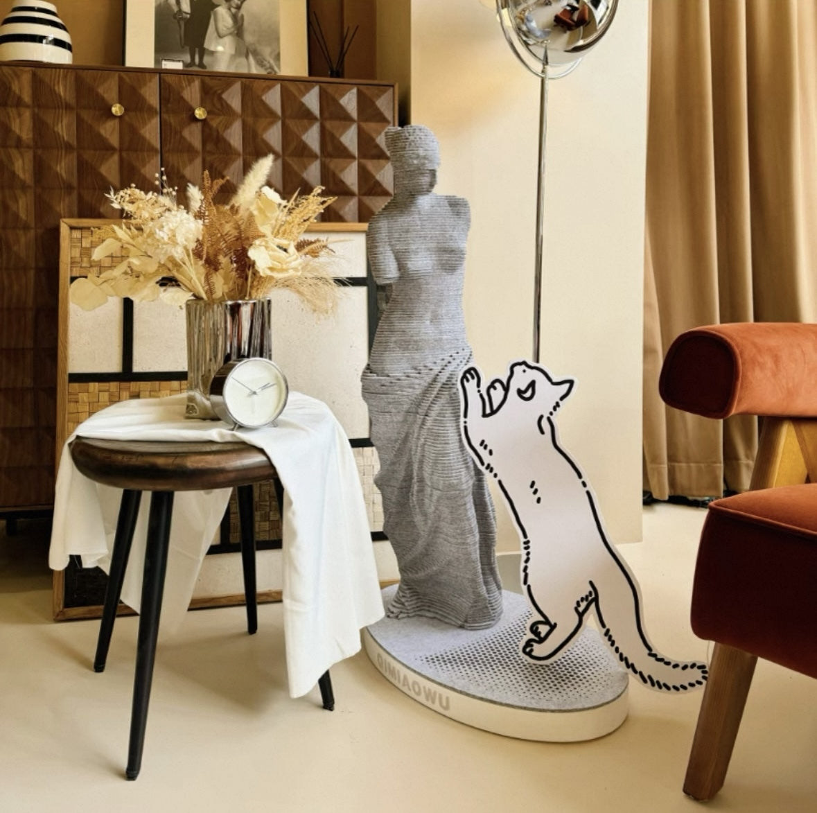Grey Venus Classical Sculpture Cat Scratcher